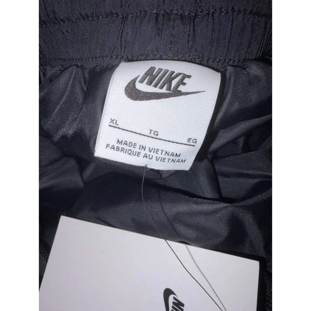Nike discover versatile